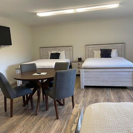 The Patch Lodge Warroad Εξωτερικό φωτογραφία